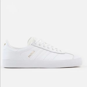NWT Adidas Gazelle ADV White and Gold Unisex Sneaker - 7.5 Men / 9 Women